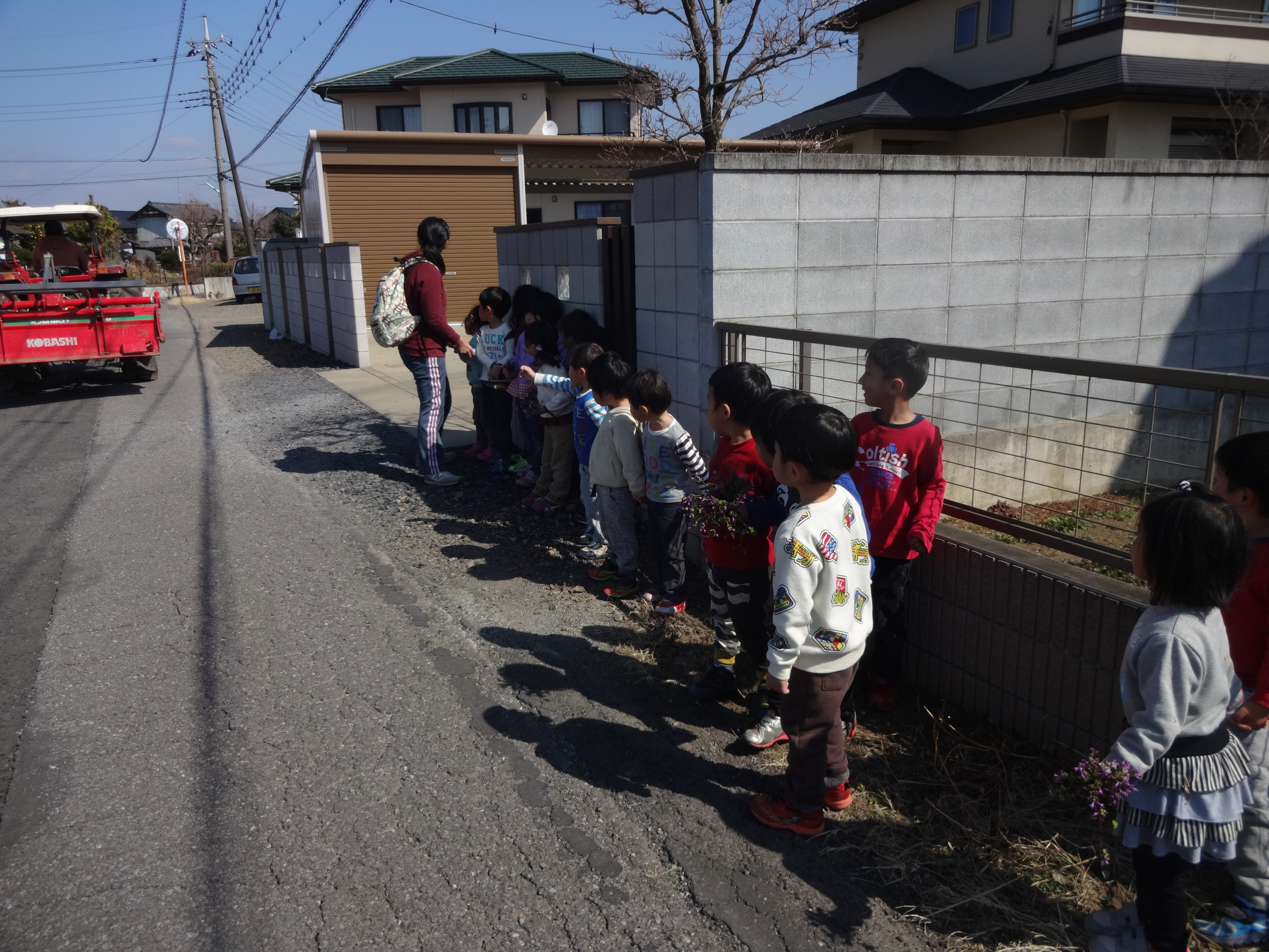 かぜぐみ　春さがしのおさんぽ