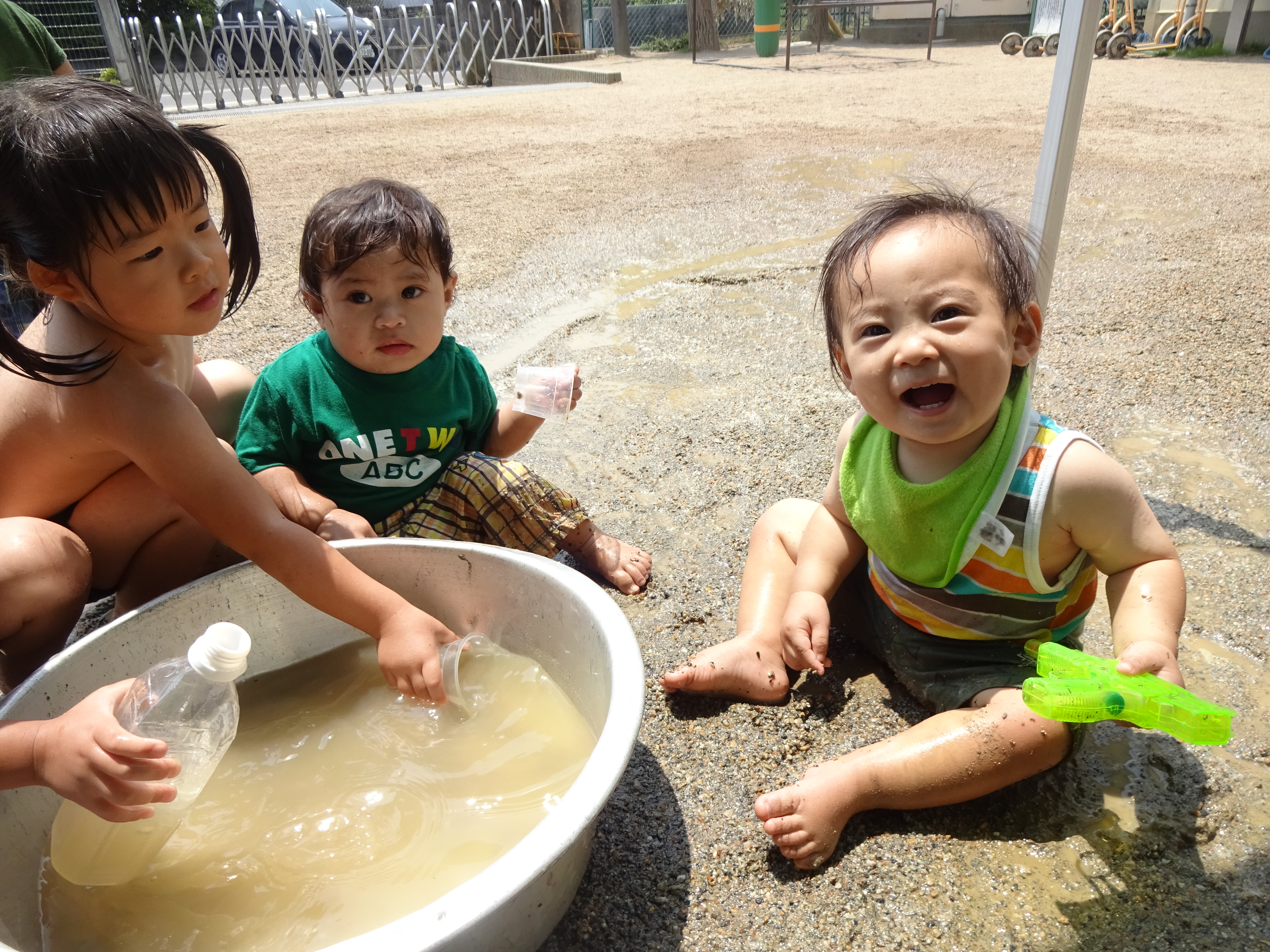 水遊び☆泥んこ遊び☆氷遊び　たんぽぽぐみ